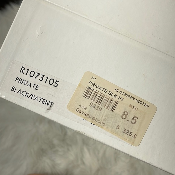 ♥️MICHAEL KORS HEEL’S♥️ - Picture 4 of 16